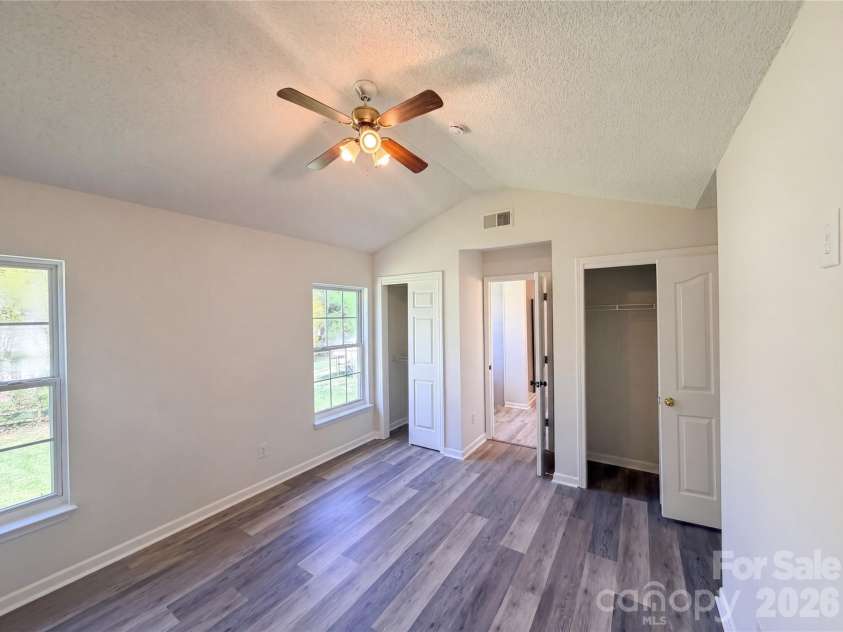 6032 Briggs Drive, Charlotte, NC 28269.  MLS# CAR4368915, YatesRealty ID 39208. 
