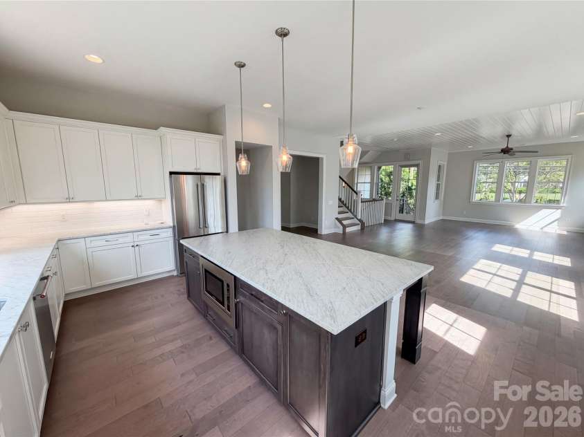 4018 City Homes Place, Charlotte, NC 28209.  MLS# CAR4368994, YatesRealty ID 39209. 