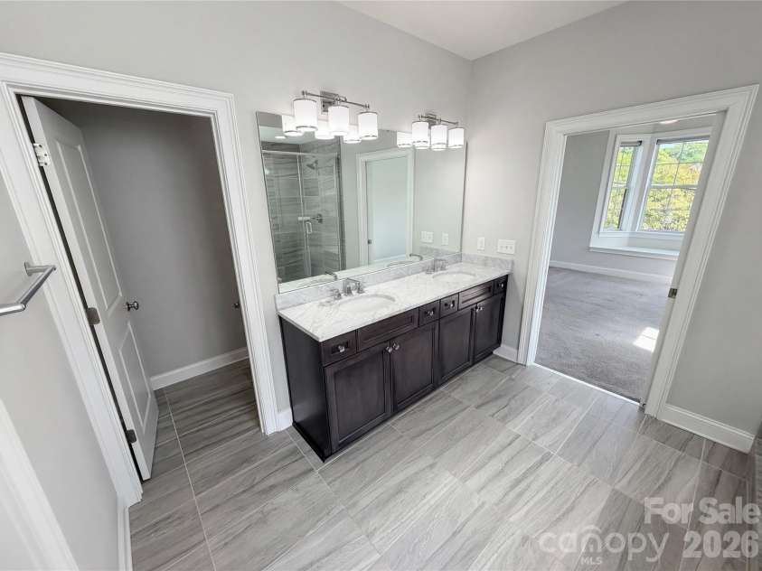 4018 City Homes Place, Charlotte, NC 28209.  MLS# CAR4368994, YatesRealty ID 39209. 