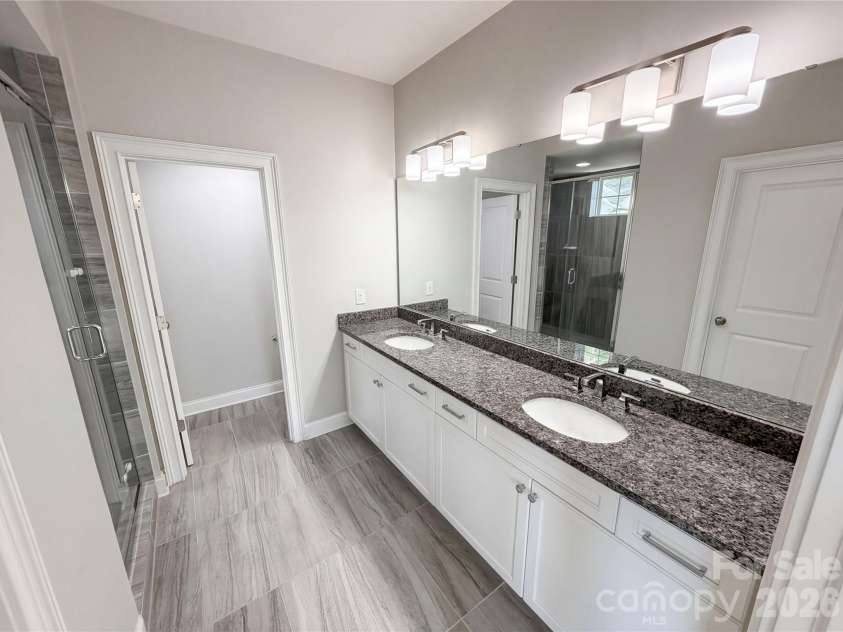 4018 City Homes Place, Charlotte, NC 28209.  MLS# CAR4368994, YatesRealty ID 39209. 
