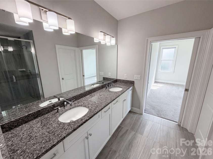4018 City Homes Place, Charlotte, NC 28209.  MLS# CAR4368994, YatesRealty ID 39209. 