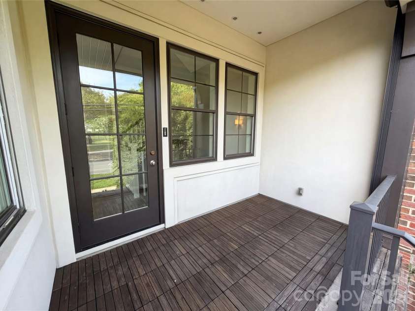 4018 City Homes Place, Charlotte, NC 28209.  MLS# CAR4368994, YatesRealty ID 39209. 