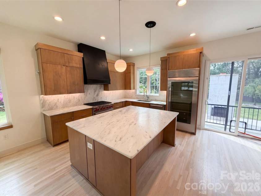 1609 Richland Drive, Charlotte, NC 28205.  MLS# CAR4369627, YatesRealty ID 39210. 