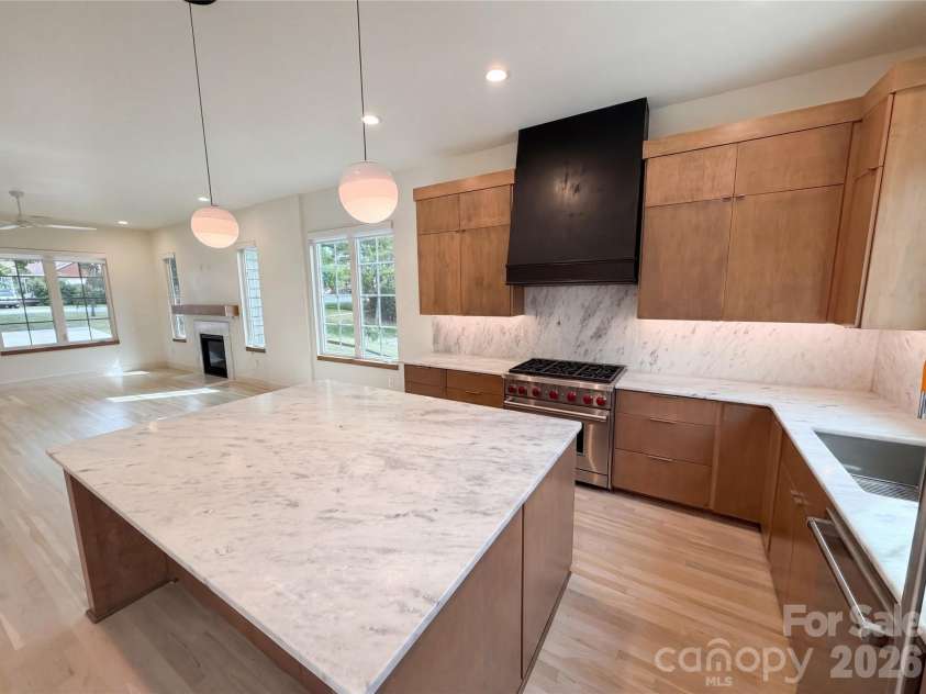 1609 Richland Drive, Charlotte, NC 28205.  MLS# CAR4369627, YatesRealty ID 39210. 