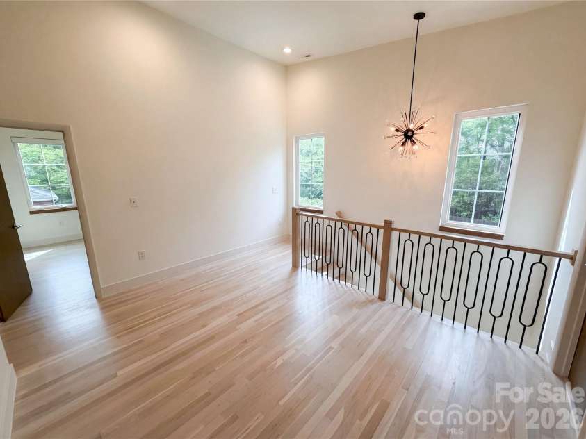 1609 Richland Drive, Charlotte, NC 28205.  MLS# CAR4369627, YatesRealty ID 39210. 