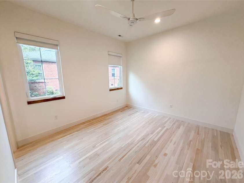 1609 Richland Drive, Charlotte, NC 28205.  MLS# CAR4369627, YatesRealty ID 39210. 