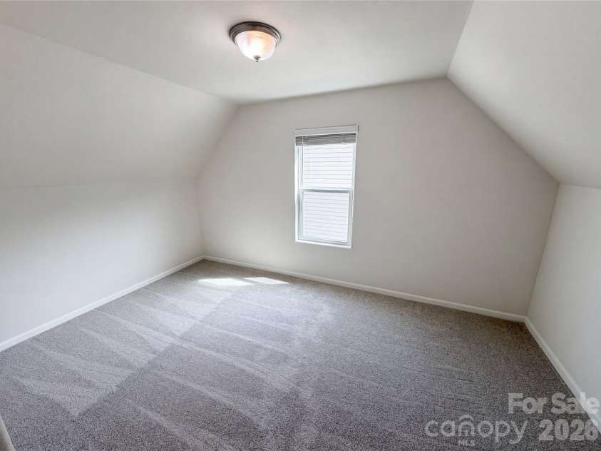 8321 Candlenut Lane, Charlotte, NC 28215.  MLS# CAR4367715, YatesRealty ID 39211. 