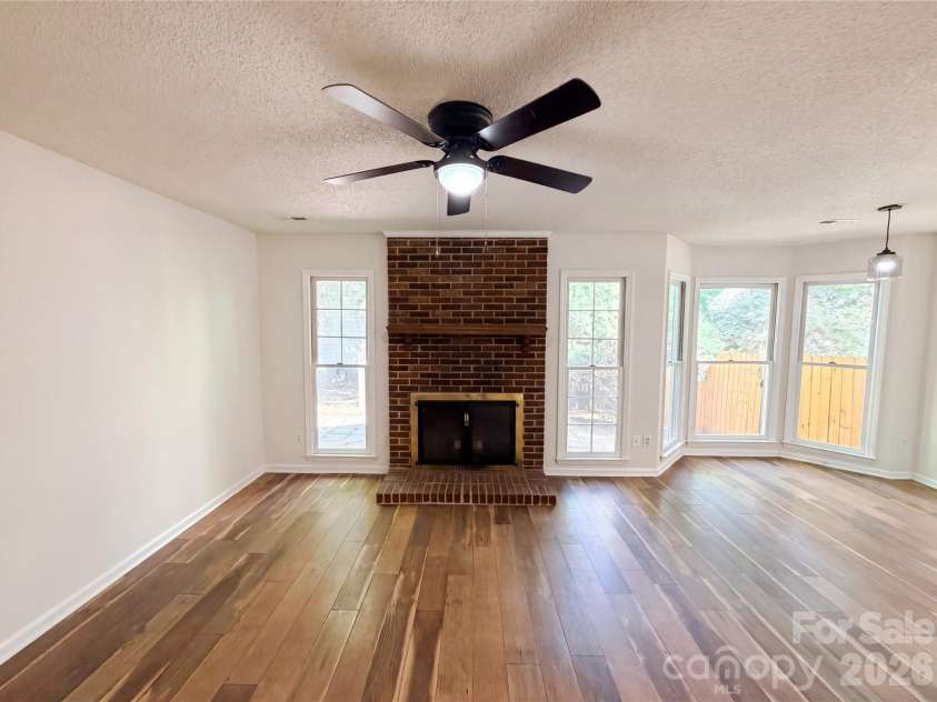 13622 Tynecastle Lane, Matthews, NC 28105.  MLS# CAR4378462, YatesRealty ID 39213. 
