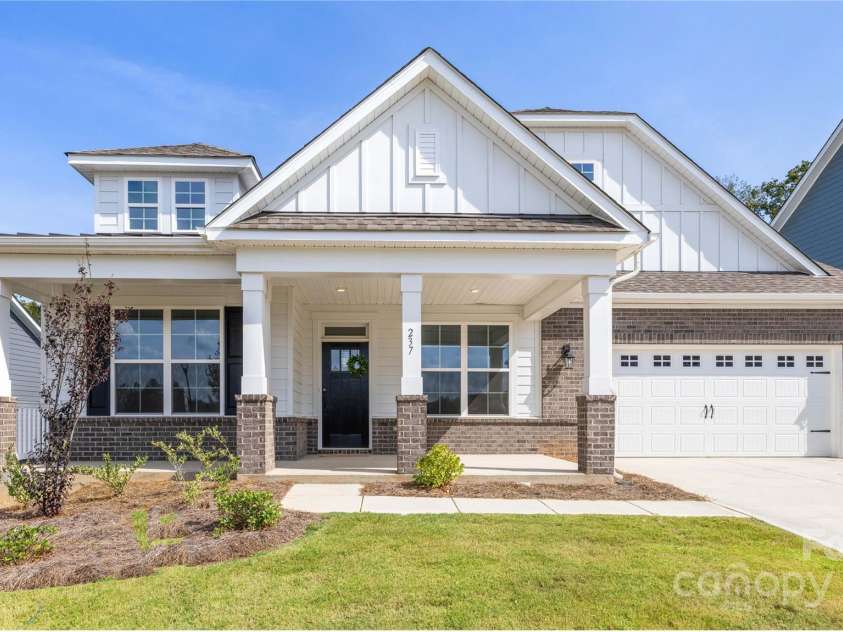 237 Miramar Drive, York, SC 29745.  MLS# CAR4222753, YatesRealty ID 39215. 