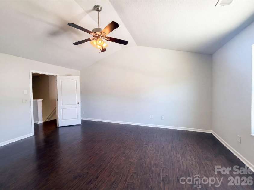 4034 Rosfield Drive, Charlotte, NC 28214.  MLS# CAR4390832, YatesRealty ID 39216. 