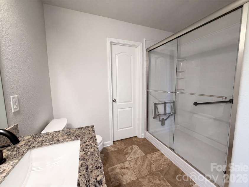 4034 Rosfield Drive, Charlotte, NC 28214.  MLS# CAR4390832, YatesRealty ID 39216. 