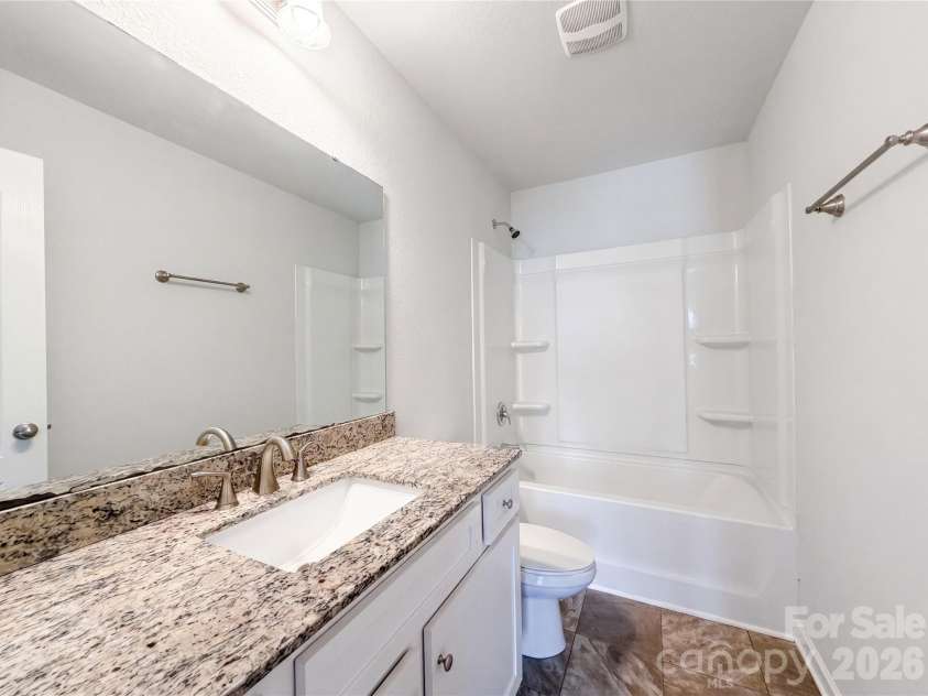 4034 Rosfield Drive, Charlotte, NC 28214.  MLS# CAR4390832, YatesRealty ID 39216. 