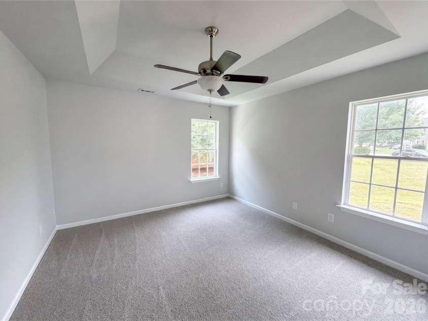 4024 Fifendrum Lane, Charlotte, NC 28216.  MLS# CAR4392269, YatesRealty ID 39219. 