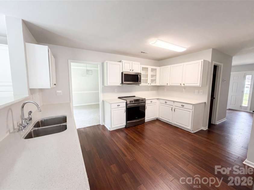 4024 Fifendrum Lane, Charlotte, NC 28216.  MLS# CAR4392269, YatesRealty ID 39219. Staged Photo