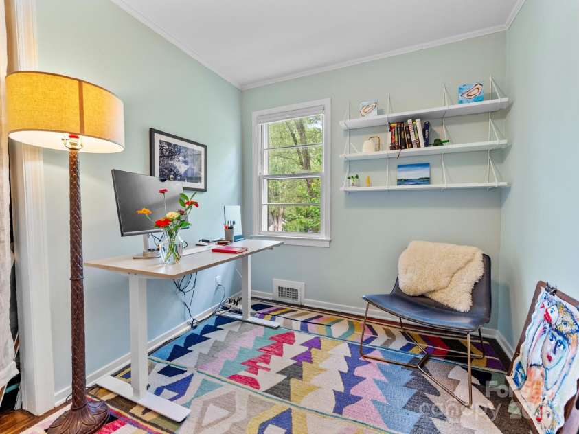 12 Rex Drive, Asheville, NC 28806.  MLS# CAR4299287, YatesRealty ID 3922. 