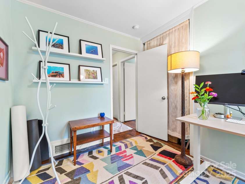 12 Rex Drive, Asheville, NC 28806.  MLS# CAR4299287, YatesRealty ID 3922. 