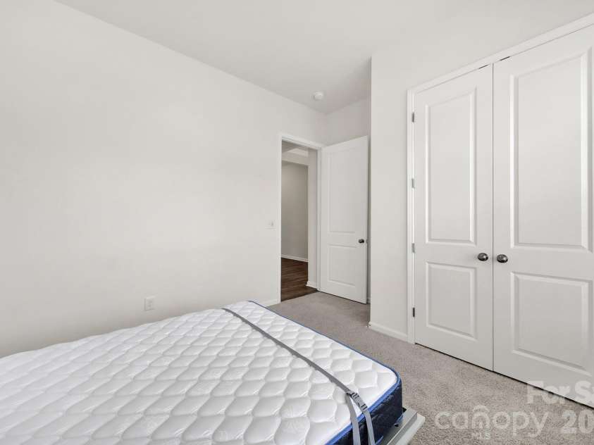 18033 Grey Mossrun Drive, Charlotte, NC 28278.  MLS# CAR4350029, YatesRealty ID 3922. 