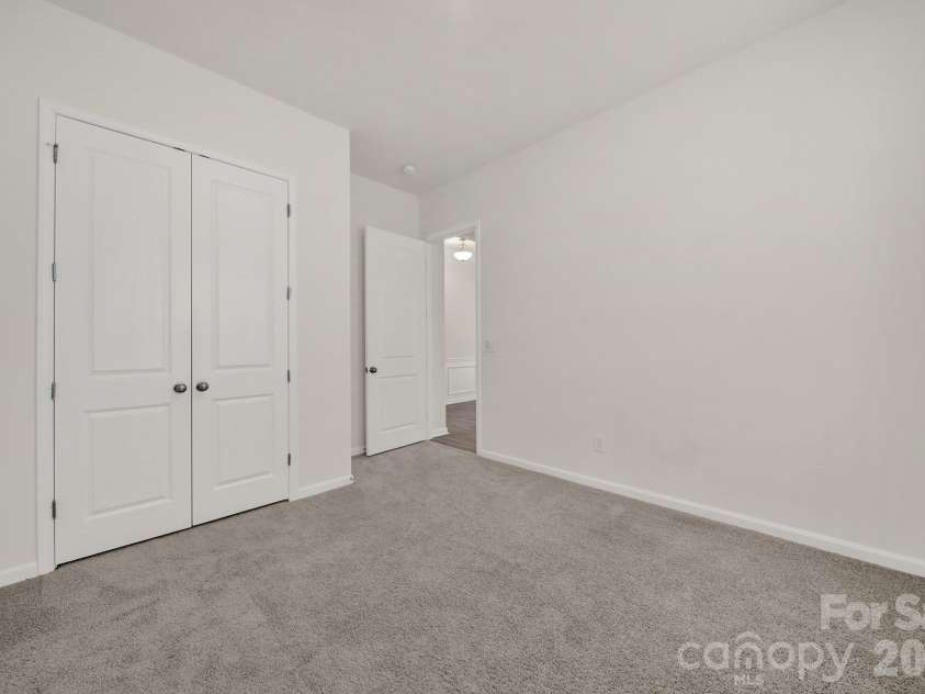 18033 Grey Mossrun Drive, Charlotte, NC 28278.  MLS# CAR4350029, YatesRealty ID 3922. 