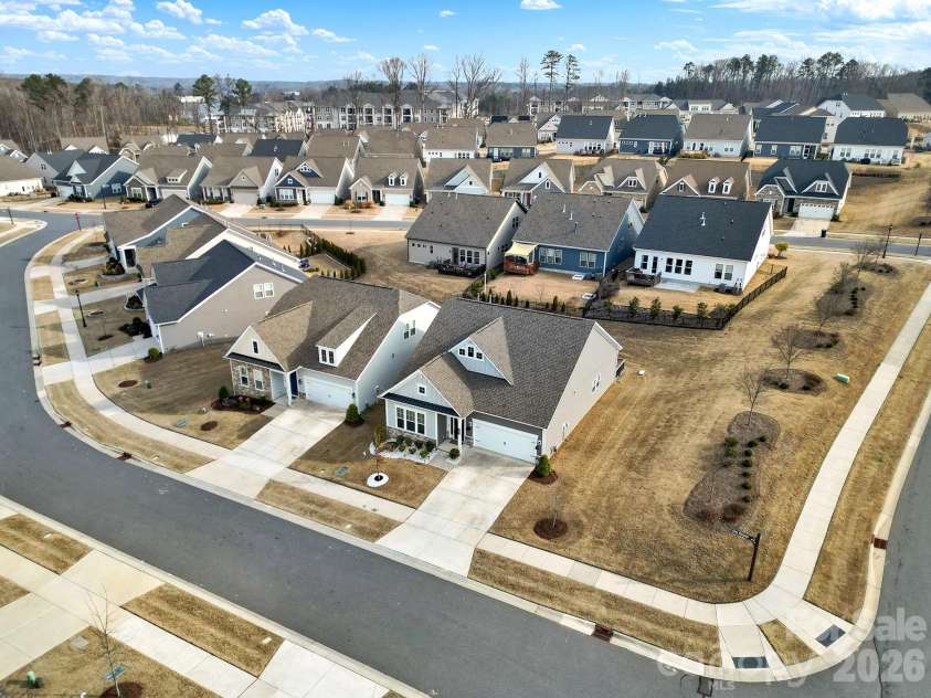 18033 Grey Mossrun Drive, Charlotte, NC 28278.  MLS# CAR4350029, YatesRealty ID 3922. 