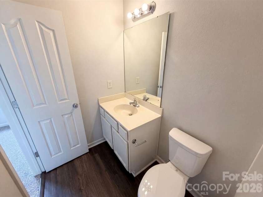 3831 Mohawk Court, Charlotte, NC 28215.  MLS# CAR4395683, YatesRealty ID 39222. 