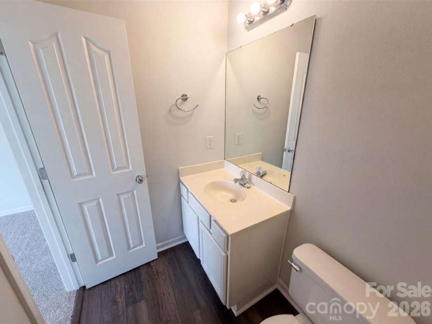 3831 Mohawk Court, Charlotte, NC 28215.  MLS# CAR4395683, YatesRealty ID 39222. 