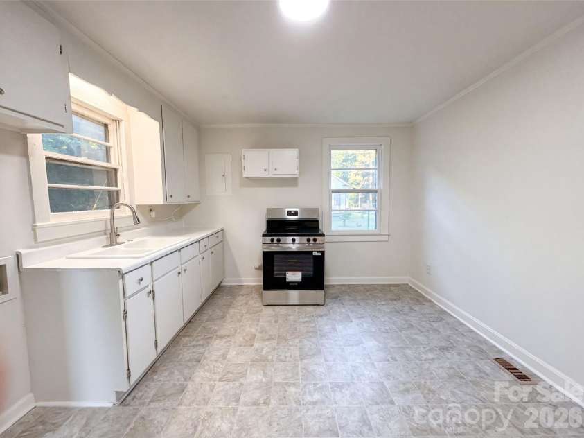 1413 Westside Drive, Fort Mill, SC 29715.  MLS# CAR4395723, YatesRealty ID 39223. 