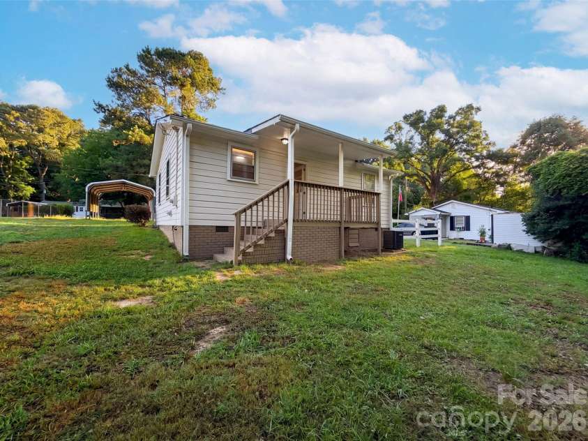 1413 Westside Drive, Fort Mill, SC 29715.  MLS# CAR4395723, YatesRealty ID 39223. 