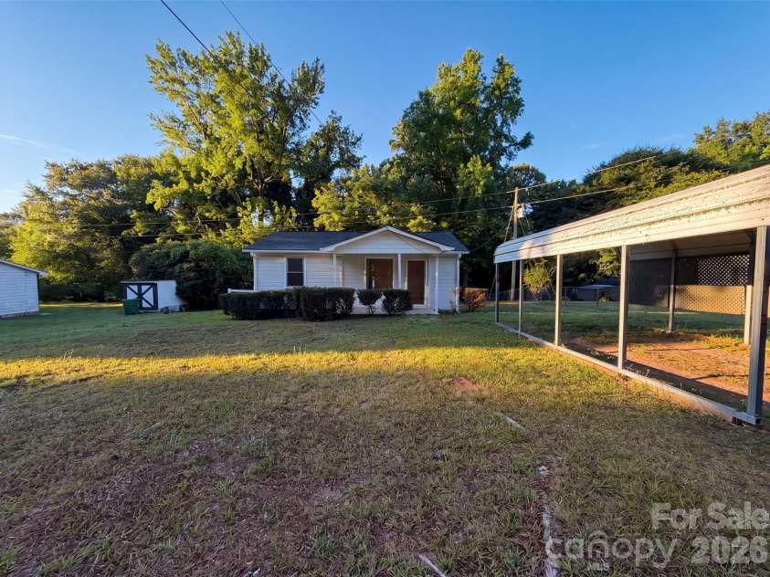 1413 Westside Drive, Fort Mill, SC 29715.  MLS# CAR4395723, YatesRealty ID 39223. 