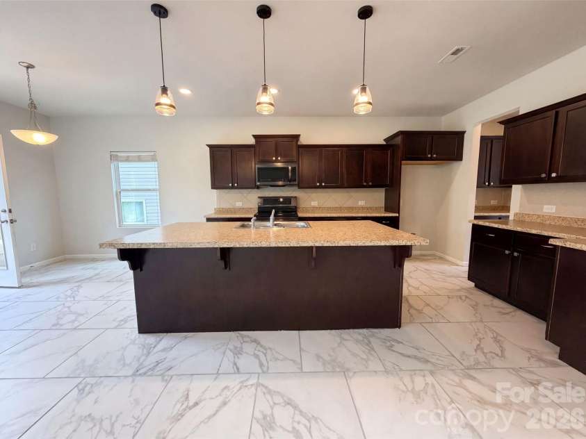 617 Heather Glen Crest, Rock Hill, SC 29732.  MLS# CAR4395720, YatesRealty ID 39224. 