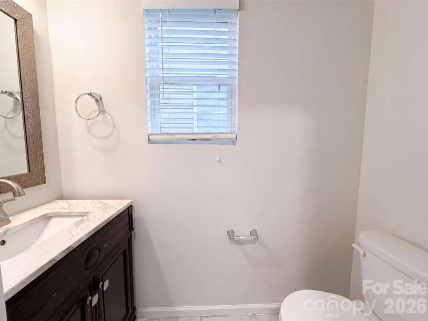 617 Heather Glen Crest, Rock Hill, SC 29732.  MLS# CAR4395720, YatesRealty ID 39224. 