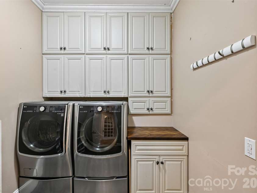 100 Mary Mack Lane, Fort Mill, SC 29715.  MLS# CAR4397090, YatesRealty ID 39225. 