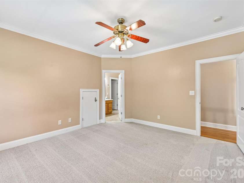 100 Mary Mack Lane, Fort Mill, SC 29715.  MLS# CAR4397090, YatesRealty ID 39225. 