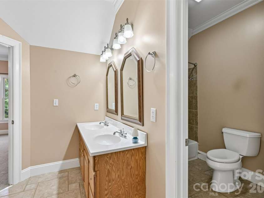 100 Mary Mack Lane, Fort Mill, SC 29715.  MLS# CAR4397090, YatesRealty ID 39225. 