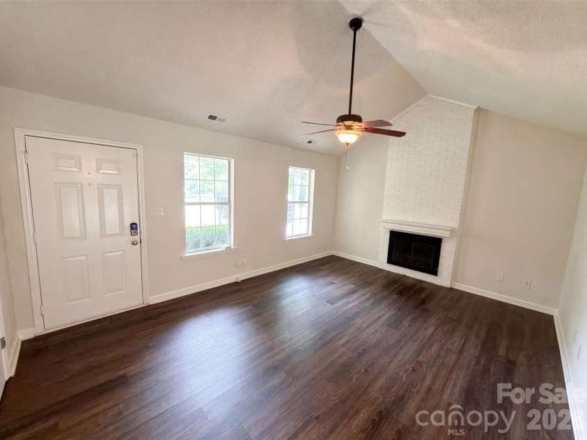 3505 Sandberry Drive, Waxhaw, NC 28173.  MLS# CAR4400977, YatesRealty ID 39228. 