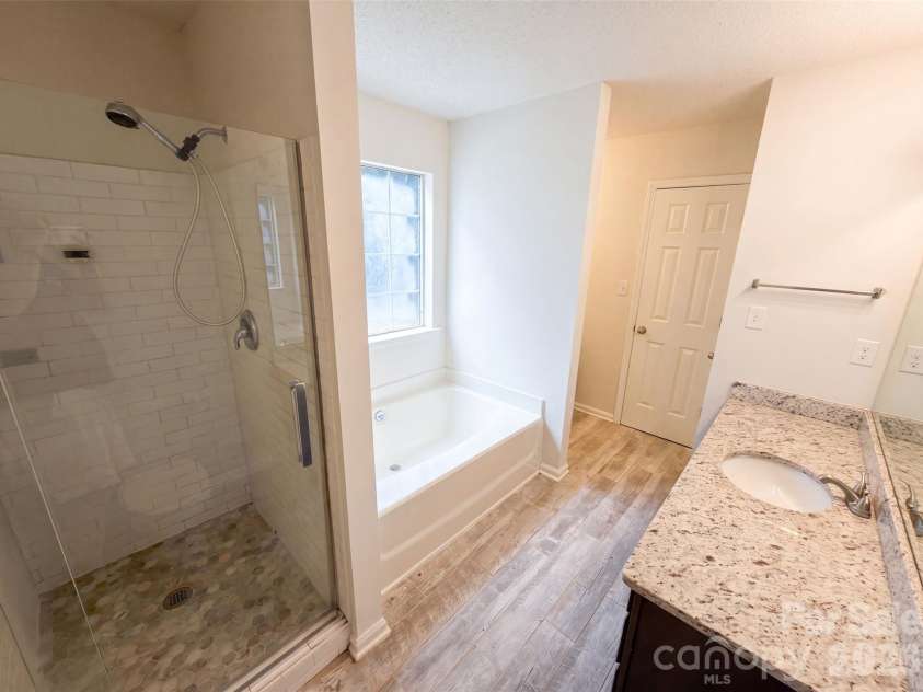 3505 Sandberry Drive, Waxhaw, NC 28173.  MLS# CAR4400977, YatesRealty ID 39228. 