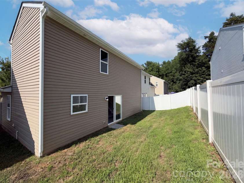 8222 Gabon Court, Charlotte, NC 28215.  MLS# CAR4400999, YatesRealty ID 39229. 