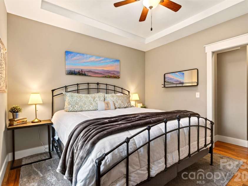 726 Rhododendron Avenue, Black Mountain, NC 28711.  MLS# CAR4353738, YatesRealty ID 3923. Bedroom