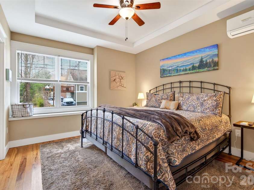 726 Rhododendron Avenue, Black Mountain, NC 28711.  MLS# CAR4353738, YatesRealty ID 3923. Primary Bedroom