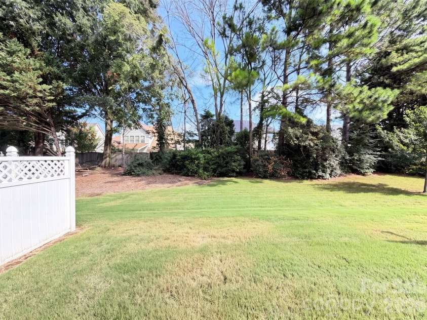 14205 Tranters Creek Lane, Charlotte, NC 28273.  MLS# CAR4402305, YatesRealty ID 39231. 