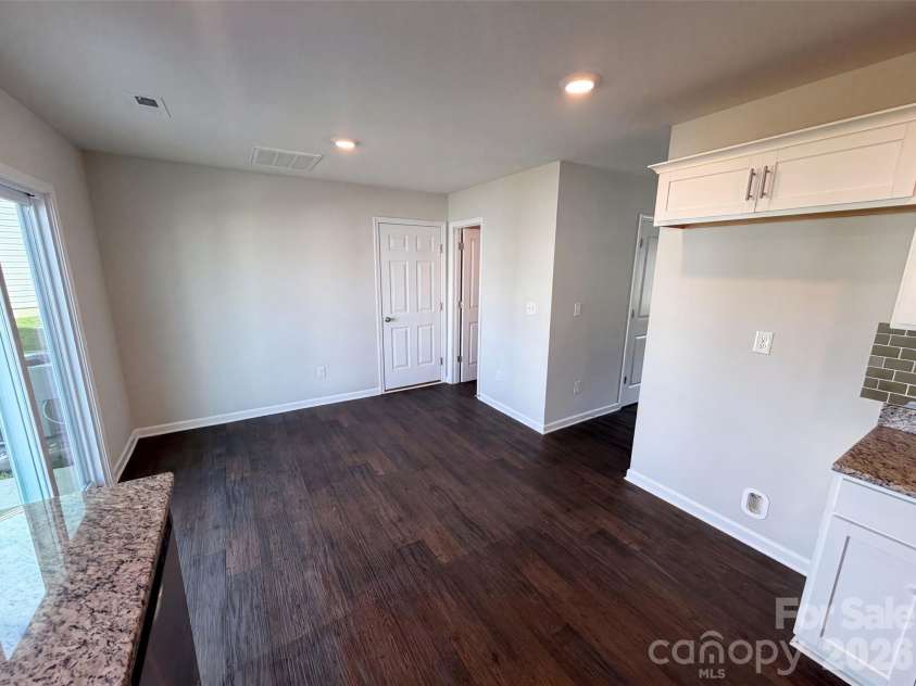 7244 Finnigan Road, Charlotte, NC 28215.  MLS# CAR4402476, YatesRealty ID 39232. 
