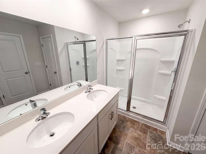 7244 Finnigan Road, Charlotte, NC 28215.  MLS# CAR4402476, YatesRealty ID 39232. 