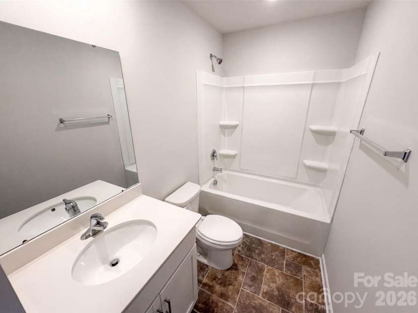 7244 Finnigan Road, Charlotte, NC 28215.  MLS# CAR4402476, YatesRealty ID 39232. 