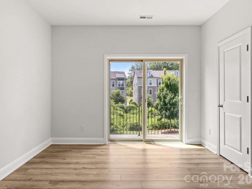 120 Judson Avenue, Charlotte, NC 28208.  MLS# CAR4393574, YatesRealty ID 39234. 
