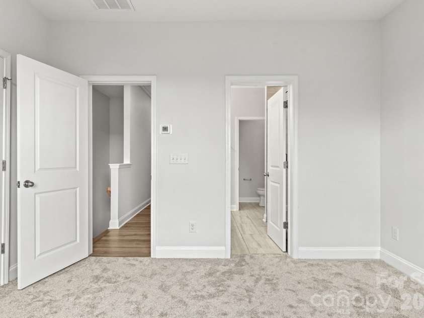 120 Judson Avenue, Charlotte, NC 28208.  MLS# CAR4393574, YatesRealty ID 39234. 