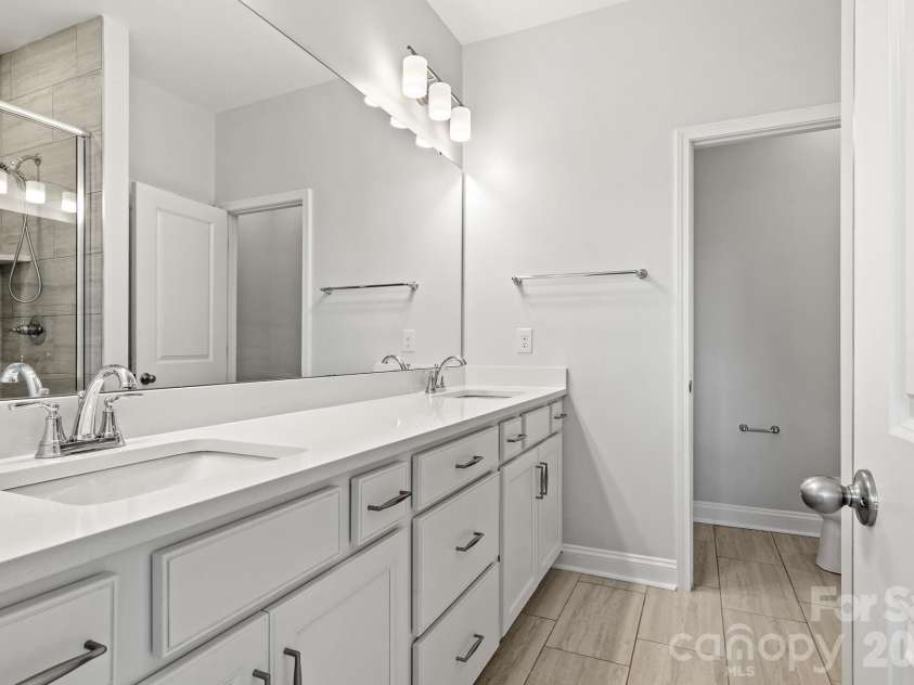 120 Judson Avenue, Charlotte, NC 28208.  MLS# CAR4393574, YatesRealty ID 39234. 
