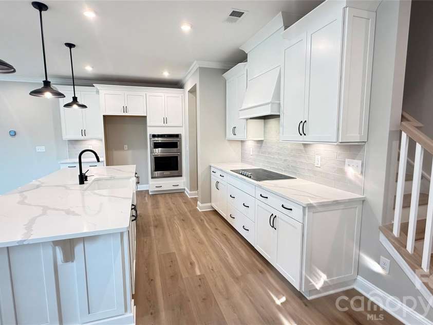 12065 Lavinia Lane, Charlotte, NC 28277.  MLS# CAR4284718, YatesRealty ID 39235. 
