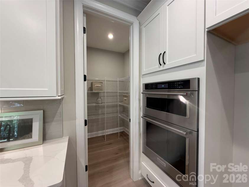 12123 Lavinia Lane, Charlotte, NC 28277.  MLS# CAR4295274, YatesRealty ID 39236. 