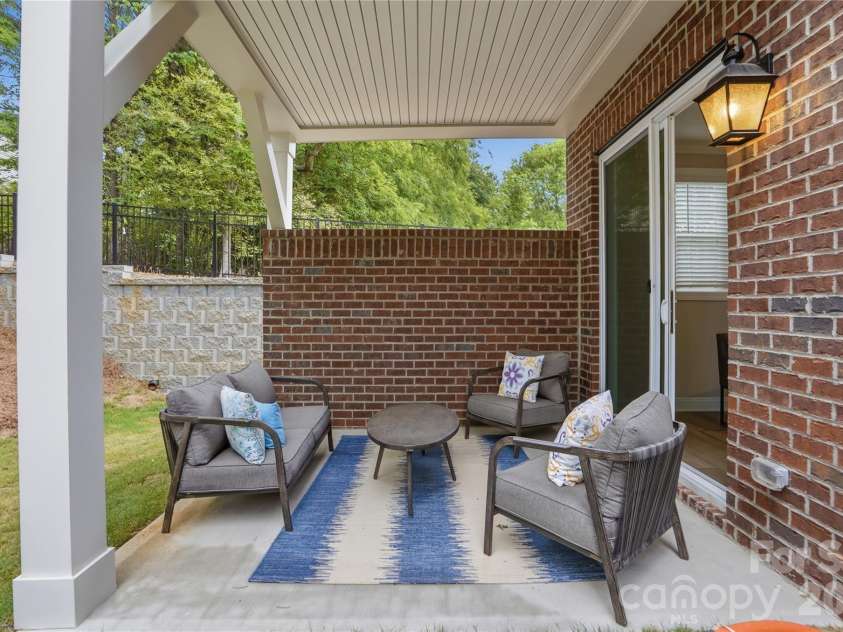 12123 Lavinia Lane, Charlotte, NC 28277.  MLS# CAR4420898, YatesRealty ID 39236. 