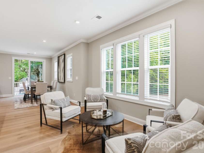 12123 Lavinia Lane, Charlotte, NC 28277.  MLS# CAR4420898, YatesRealty ID 39236. Sitting-breakfast on second floor