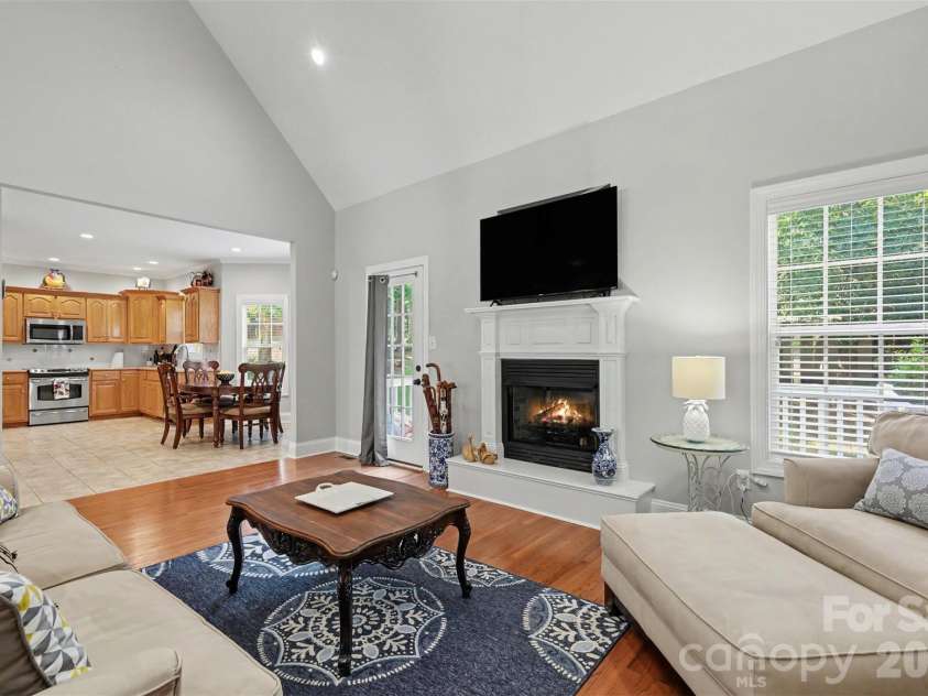 4206 Flint Drive, Lancaster, SC 29720.  MLS# CAR4405522, YatesRealty ID 39238. 